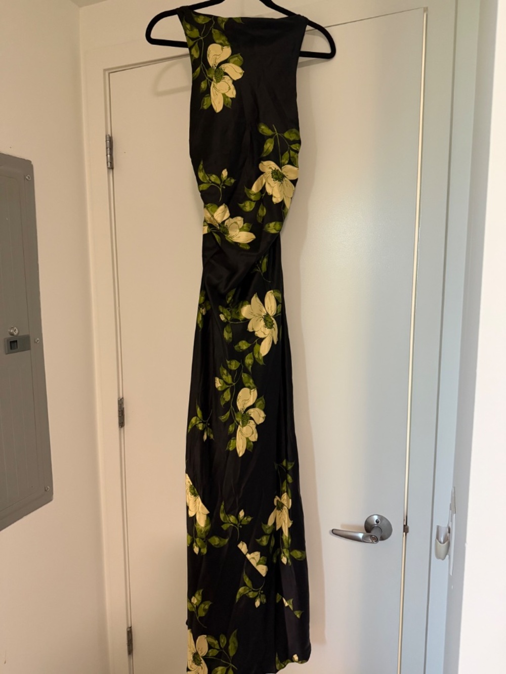 Reformation Anaiis Silk Dress - Picture 3 of 7